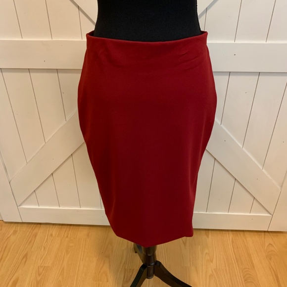 Reddish Burgundy Le Chateau Skirt for Women - Size Small - Picture 6 of 6